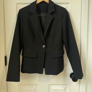 Black fitted blazer